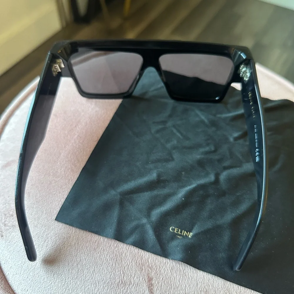 SOLD Celine Oversized Black Sunglasses - Picture 6 of 7
